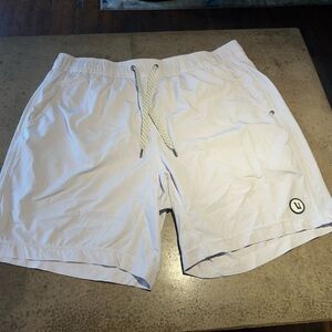 Vuori Kore Shorts 7” (Lined)